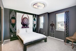 8 chambres, espace de travail pour ordinateurs portables