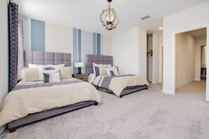 6 bedrooms, laptop workspace, WiFi