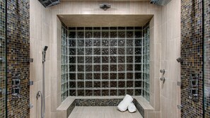 Studio (Multiple Bedrooms) | Bathroom | Towels, soap, shampoo, toilet paper - Resort-like w/ Tennis, Bocci, Golf & Games Galore! (Phoenix)