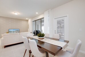 Living room - At Last You can Rent the Perfect Home on Windsor at Westside Resort, Orlando Townhome 3721 (Kissimmee)