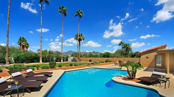 Outdoor pool - Mountain Views & Heated Pool/spa & Amenities Galore! (Scottsdale)
