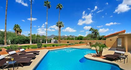 Mountain Views & Heated Pool/spa & Amenities Galore!