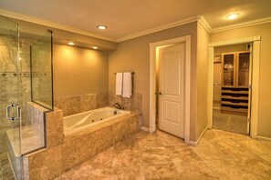 House (3 Bedrooms) | Bathroom | Shampoo - Just Listed! Kierland Home w Htd Pool and Hot tub (Scottsdale)