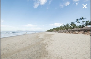 En la playa