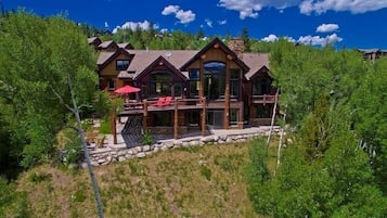 Rumah, 5 kamar tidur | Eksterior