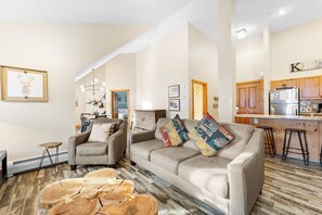 TV, fireplace - Private Balcony with Slops Views in River Run Condo, Close to Gondola/Shops! (Keystone)