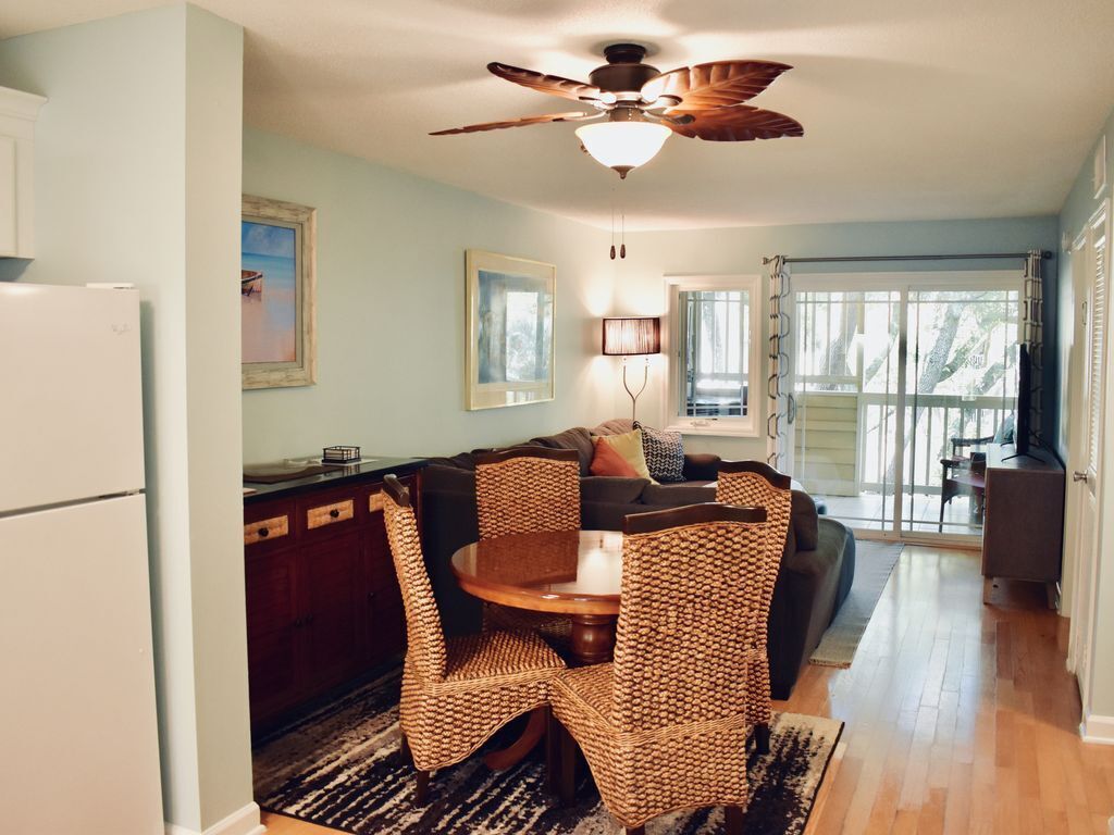 Ocean front complex, ocean and lagoon view villa. A quiet, natural paradise. 