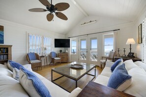 3 bedrooms, iron/ironing board, free WiFi, bed sheets - Beachfront With Wow Gulf Views & Outdoor Spaces in Seaside + 2 Adult Bikes! (Santa Rosa Beach)