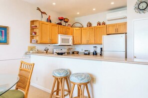 Fridge, microwave, oven, stovetop - KBM Resorts | FREE CAR | Napili Point | 1-Bedroom Condo with Private Ocean view Oasis NAP-B43 (Lahaina)