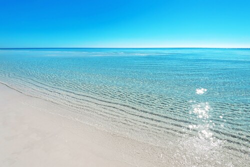 Townhome-Comm Pool-Private Beach Access 5 Min Walk