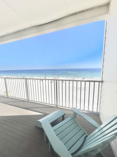 Sea Glass Beachfront Condo! Modern and Clean. Best Location in Gulf Shores!