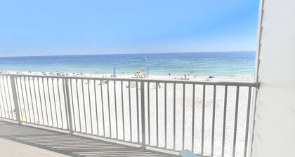 Sea Glass Beachfront Condo! Modern and Clean. Best Location in Gulf Shores!