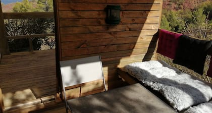 Gîte "tilo" Dans Propriété Face au Lac du Salagou