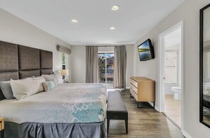 4 bedrooms, in-room safe, iron/ironing board, travel cot