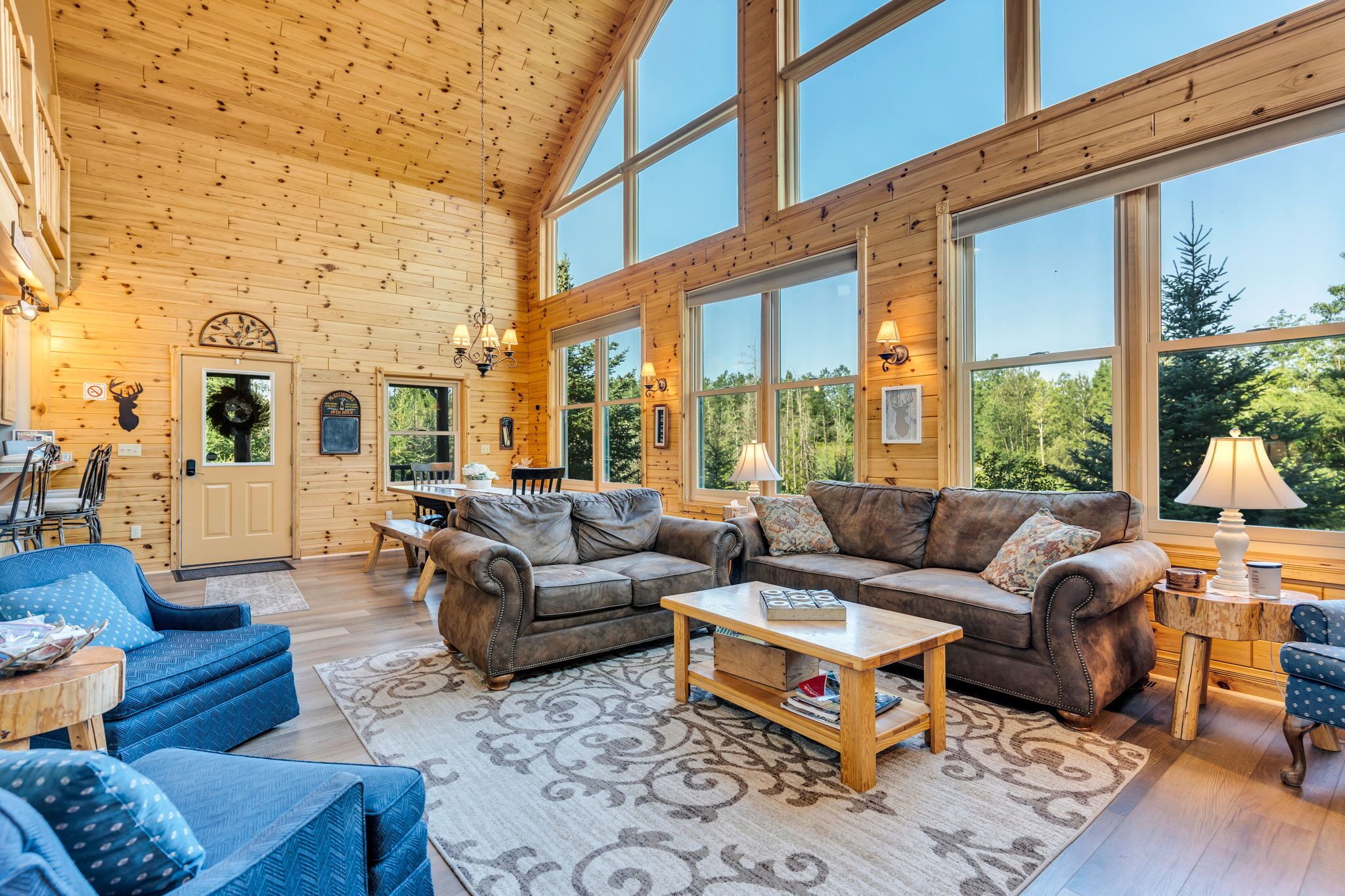 Big Bear Lodge Retreat where friends & families gather and meet!