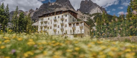 Facciata della struttura