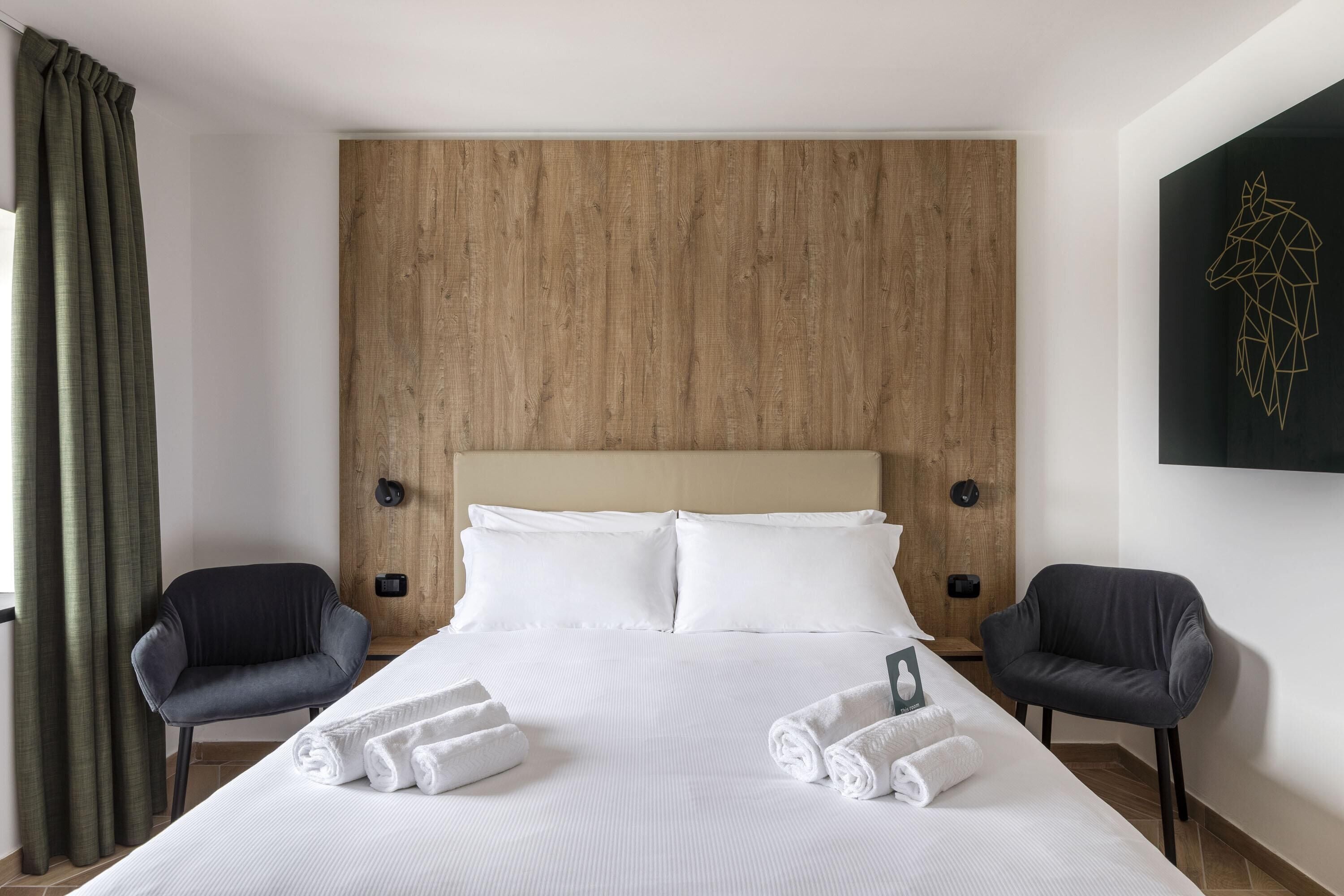 Standard Triple Room, Non Smoking, Mountain View | Hypo-allergenic bedding, memory foam beds, in-room safe