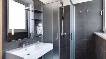 Doccia, soffione a pioggia, set di cortesia gratuito, asciugacapelli