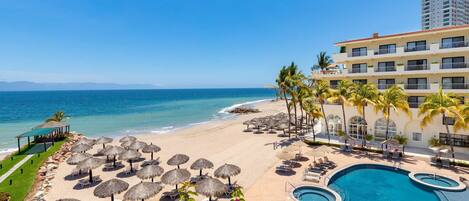 Indoor pool, outdoor pool