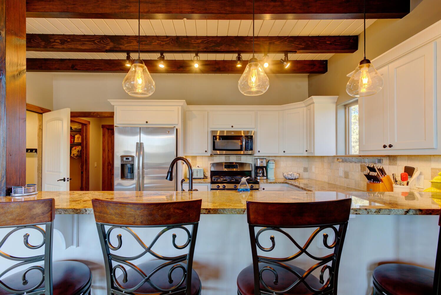 "Pagosa's - Hill Top House" Pool Table/Decks/Fire Pit/ Pet Friendly/YouTube TV