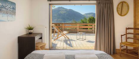6 chambres, fer et planche Ă repasser, Wi-Fi, draps fournis