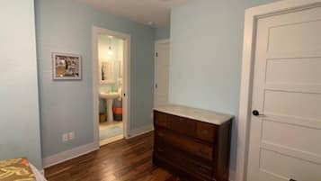 Combined shower/tub, hair dryer, towels, soap