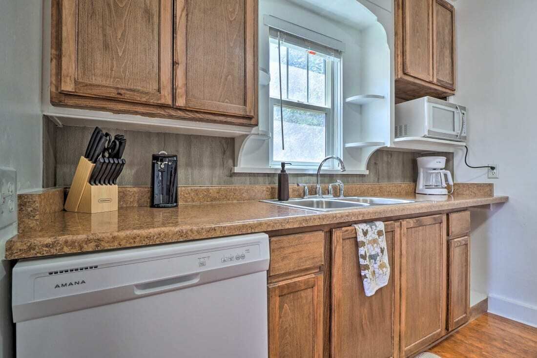 Paiute Trails, Fish Lake, Hot Springs, Otter Creek, Big Rock Candy Mtn