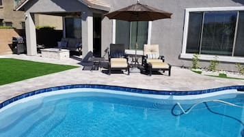 Piscine extérieure