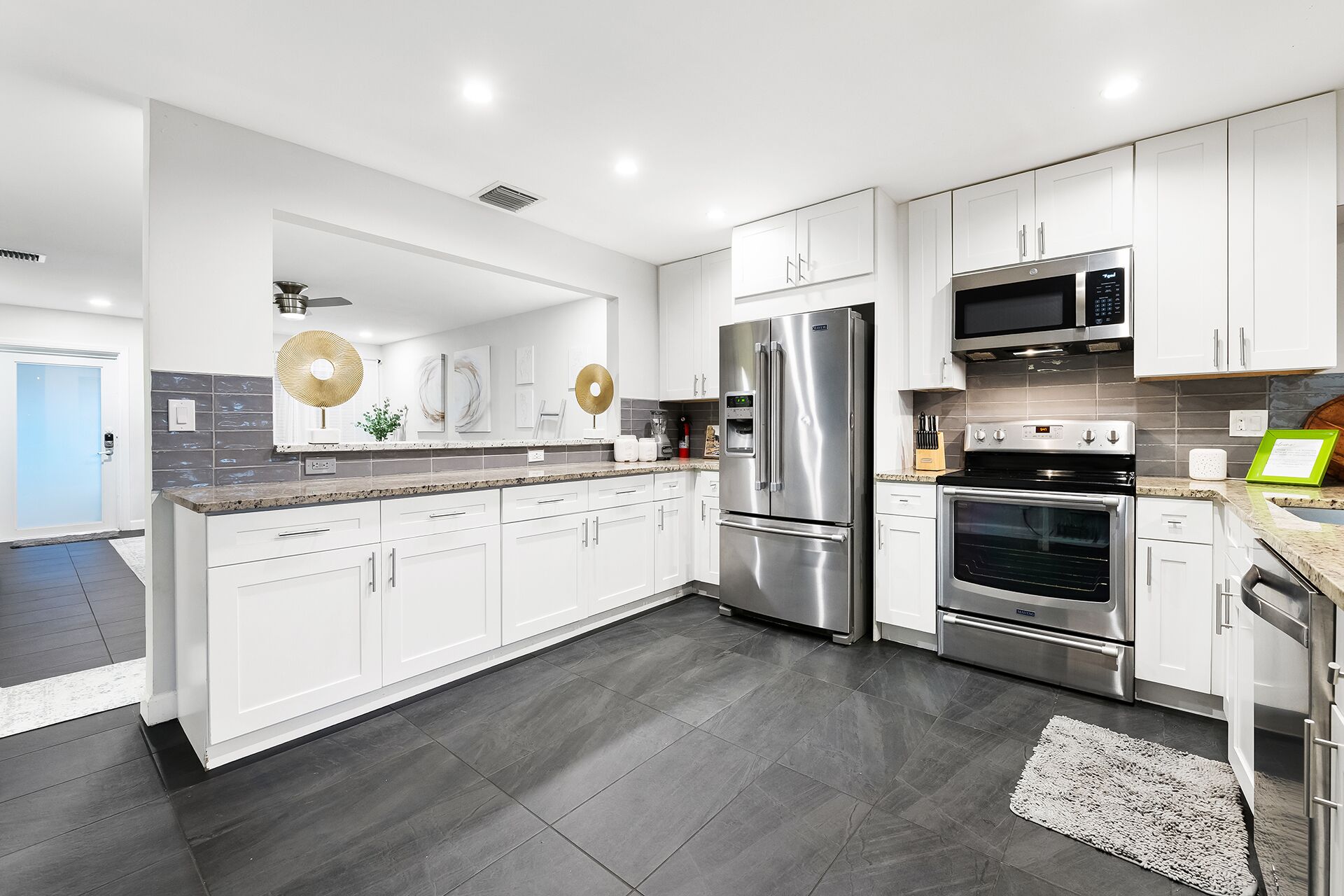 Entire Duplex (Vila 1 & Vila 2) w/2 heated POOLS