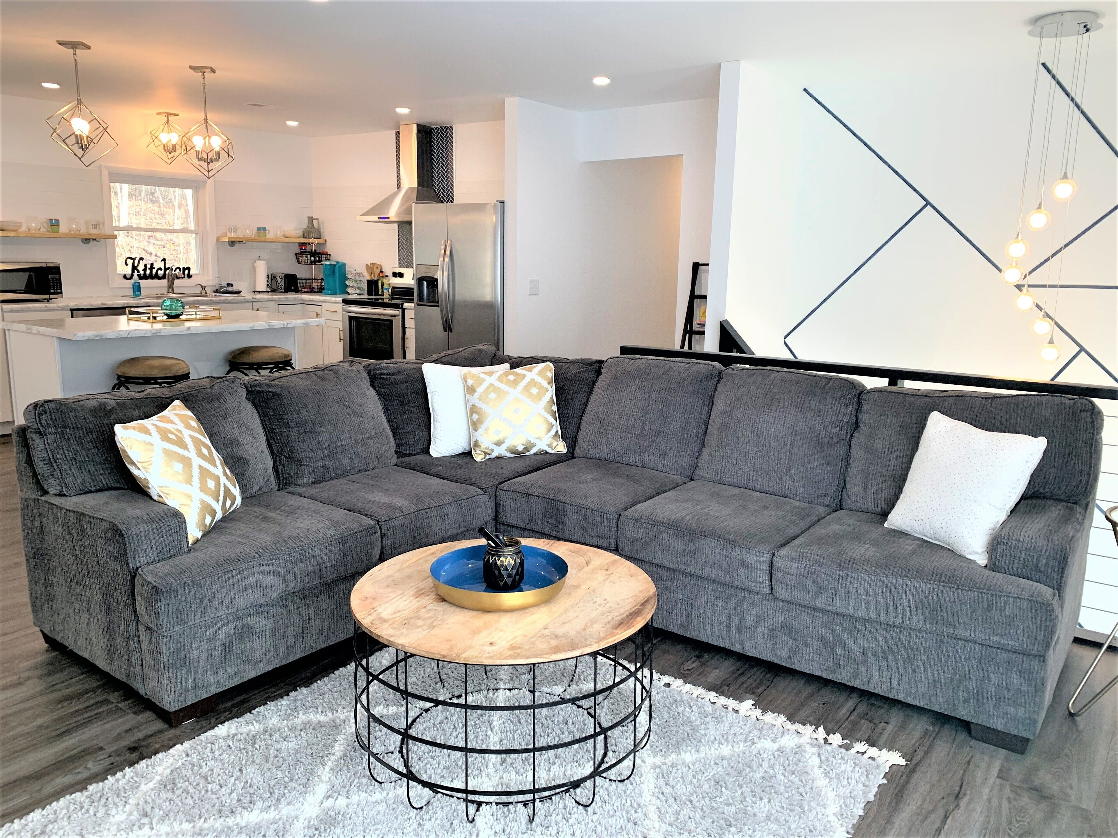 The Oasis-by Downtown, I-40 & Lake. Wooded view 