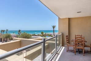 Luxury Room | Balcony view - Beachfront Condo with Private Beach (Puerto Peñasco)
