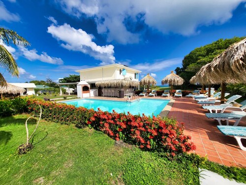 Villa de prestige bord de mer, piscine, 6 chambres