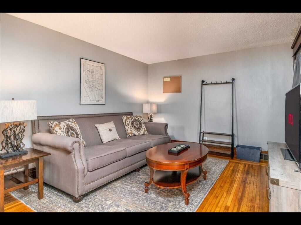 Visit Buffalo & Niagara from this Quaint Apartment
