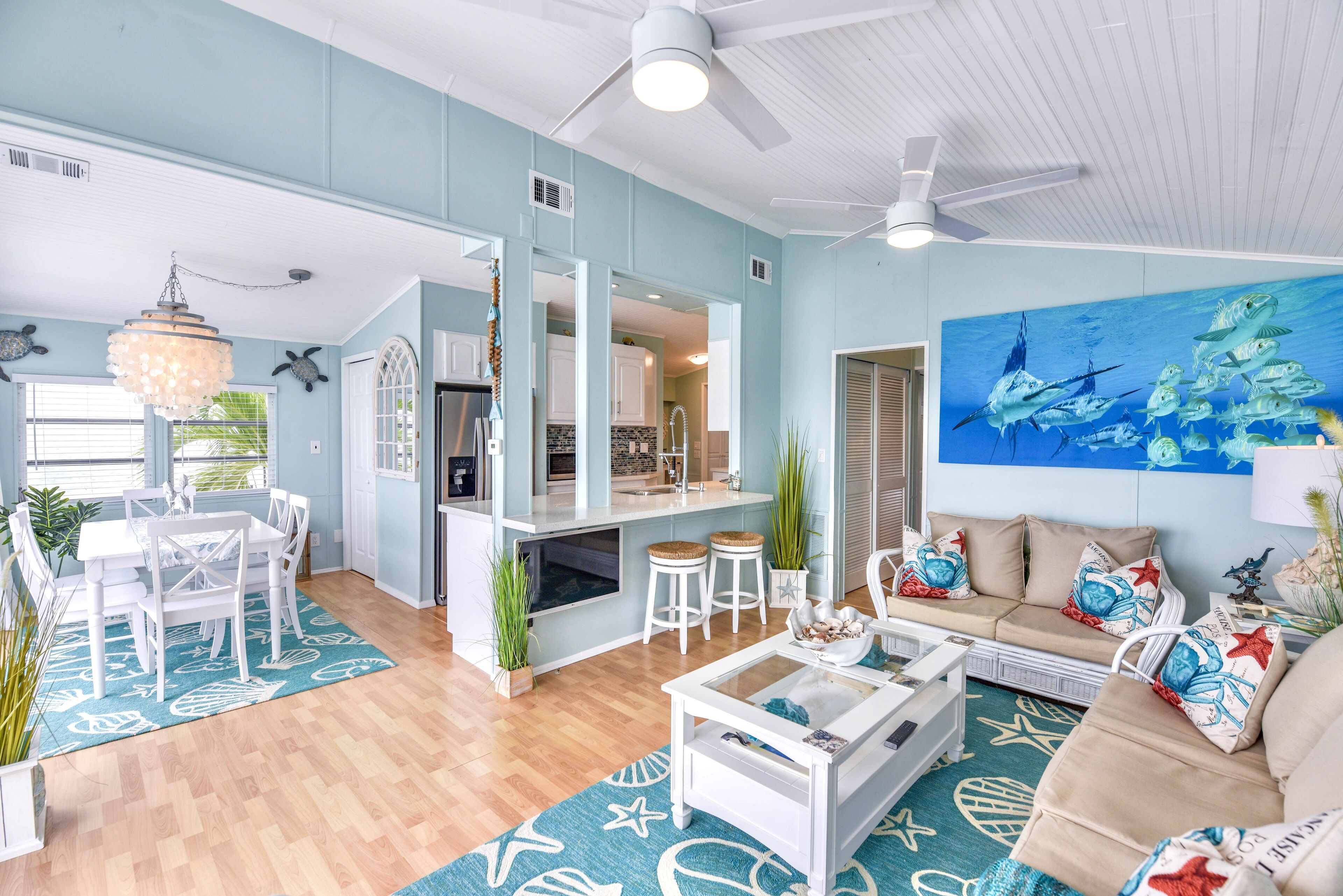 ATLANTIS...Ocean Front Cottage Retreat!