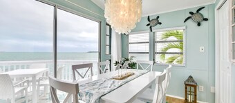 ATLANTIS...Ocean Front Cottage Retreat!