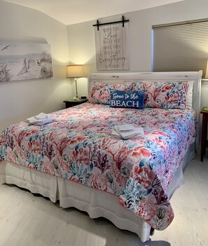 4 bedrooms, free WiFi, bed sheets