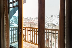 Condo (Silver Strike Lodge #605 - 4 Bed) | Balcony