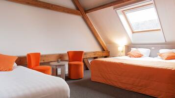 2 slaapkamers, een strijkplank/strijkijzer, gratis wifi, beddengoed