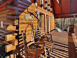 Studio (2 Bedrooms) | Property amenity