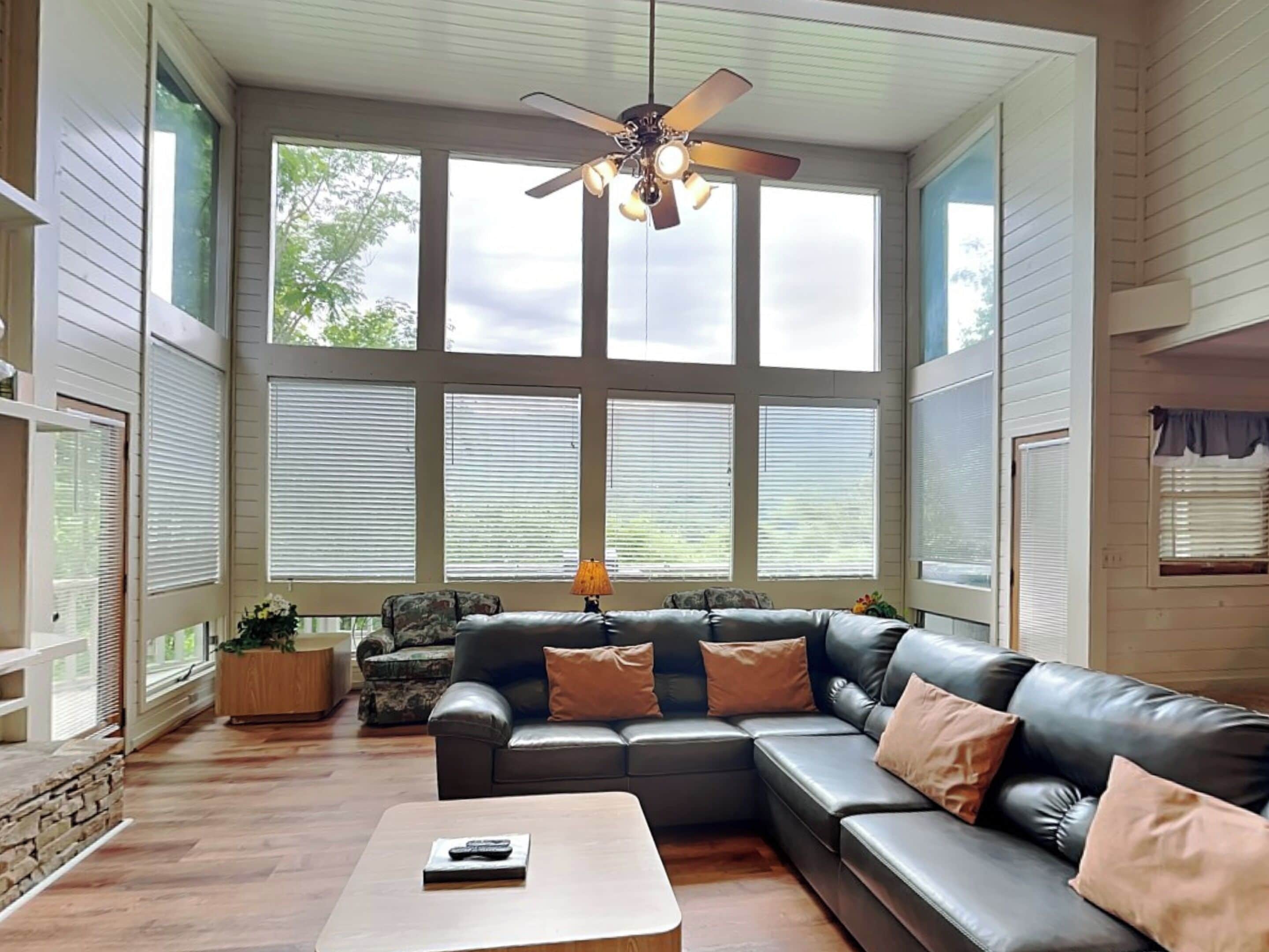 Studio (2 Bedrooms) | Property amenity