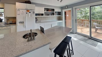 Estudio (4 Bedrooms) | Servicio de la propiedad