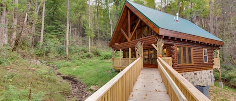 Studio (1 Bedroom) | Property amenity