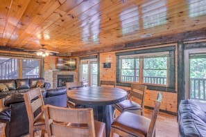 Studio (Multiple Bedrooms) | Property amenity - Pine Tree Lodge by Jackson Mountain Rentals (Gatlinburg)