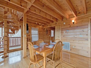 Studio (1 Bedroom) | Property amenity