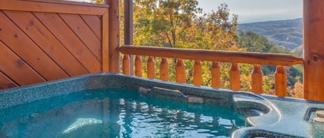 Studio (1 Bedroom) | Property amenity