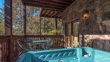 Studio (4 Bedrooms) | Property amenity