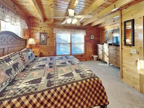 Studio (4 Bedrooms) | Property amenity