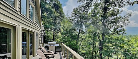 Studio (3 Bedrooms) | Property amenity