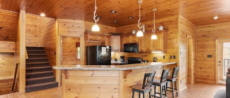 Studio (5 Bedrooms) | Property amenity