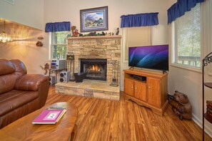 Studio (1 Bedroom) | Property amenity